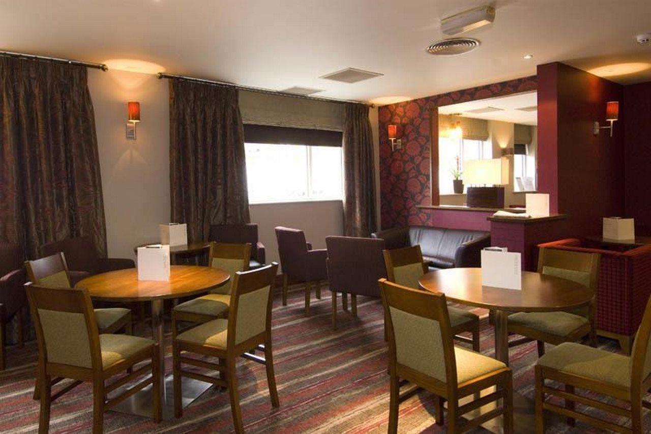 Premier Inn Manchester City Centre Екстер'єр фото