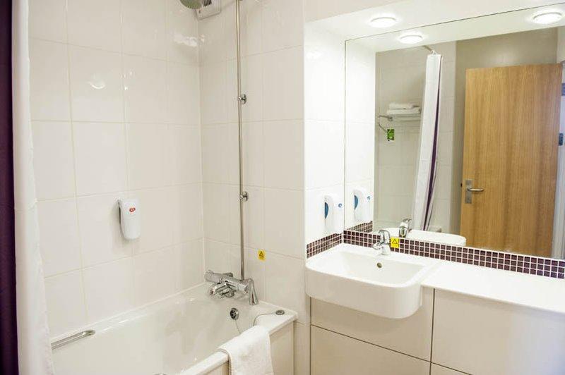 Premier Inn Manchester City Centre Екстер'єр фото