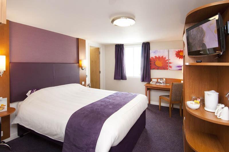 Premier Inn Manchester City Centre Екстер'єр фото